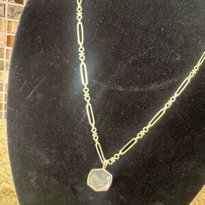 Kendra Scott Gold Necklace with Hexagonal Pendant new without tags